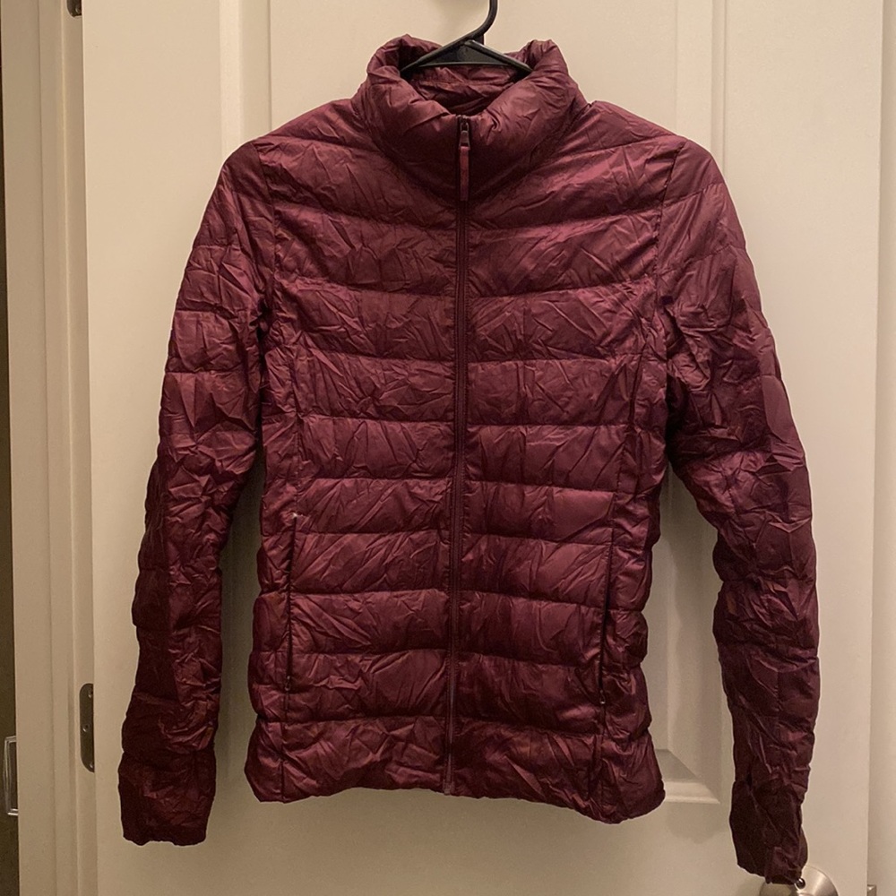 Uniqlo ultra light down jacket packable burgundy
